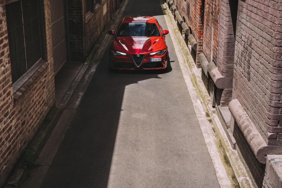  Alfa Romeo Giulia Quadrifoglio (952) 2017 года  (AU) (фото 15 из 41)